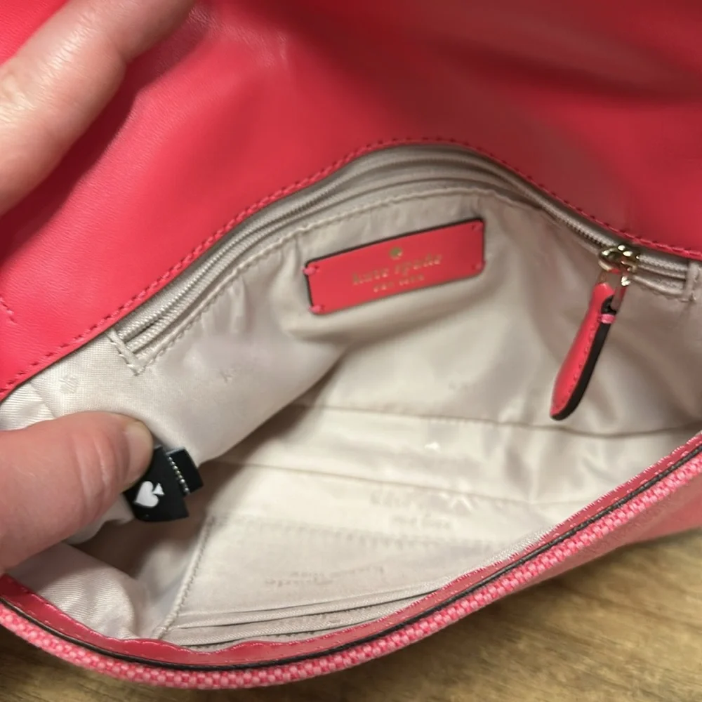 Kate spade nwot Rosie canvas flap crossbody pink white leather shoulder purse - Picture 12 of 14